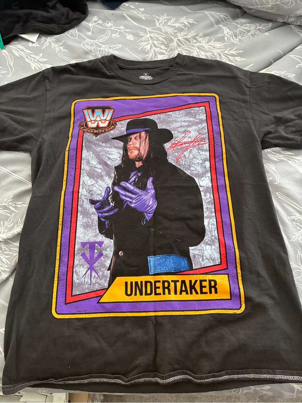 WWE Legends Undertaker Trading Card T-Shirt - Size M - Deadman Forever -